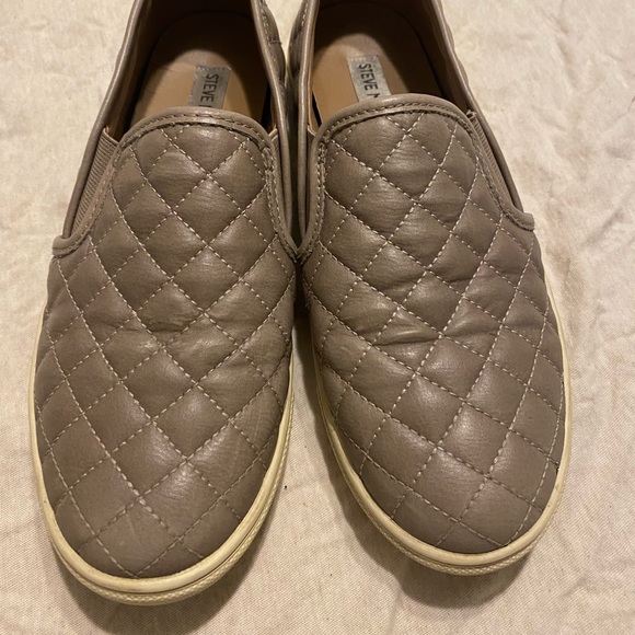 Steve Madden Slip on Sneakers - Picture 2 of 3